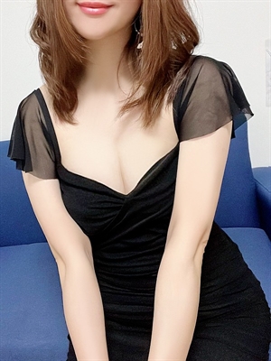 一見普通の可愛いお姉さんなので