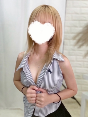 心花ななみ